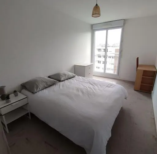 Proche Stade Et Parc Expo 公寓