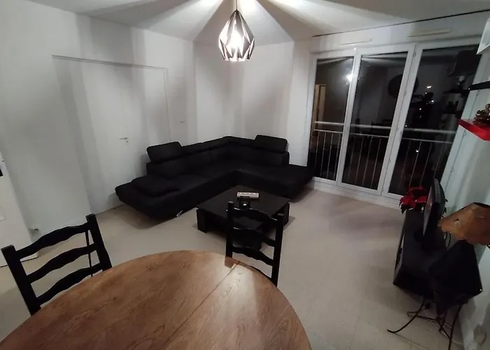 Proche Stade Et Parc Expo Nantes